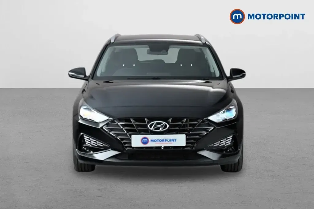Used Hyundai i30 SE 120 HP (88 kW) 2022 Black Estate