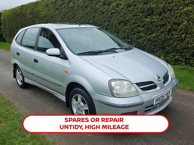 Used Nissan Almera SE 2005 Silver Hatchback