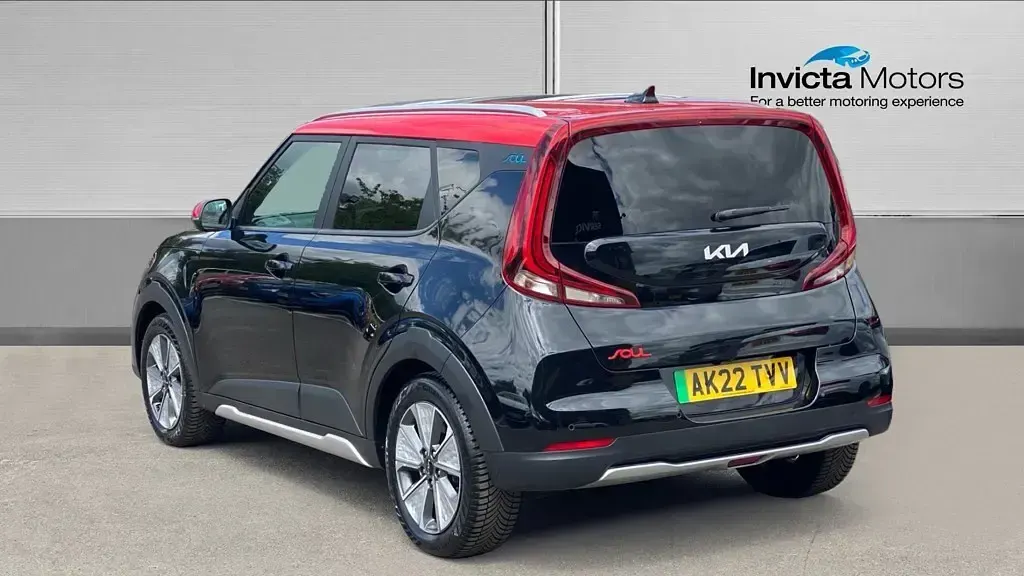 Used Kia Soul 150 kW (204 HP) 2022 Black SUV