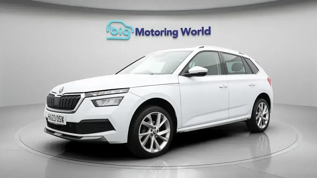 Used Skoda Kamiq SE L Executive 150 HP (110 kW) 2023 White SUV