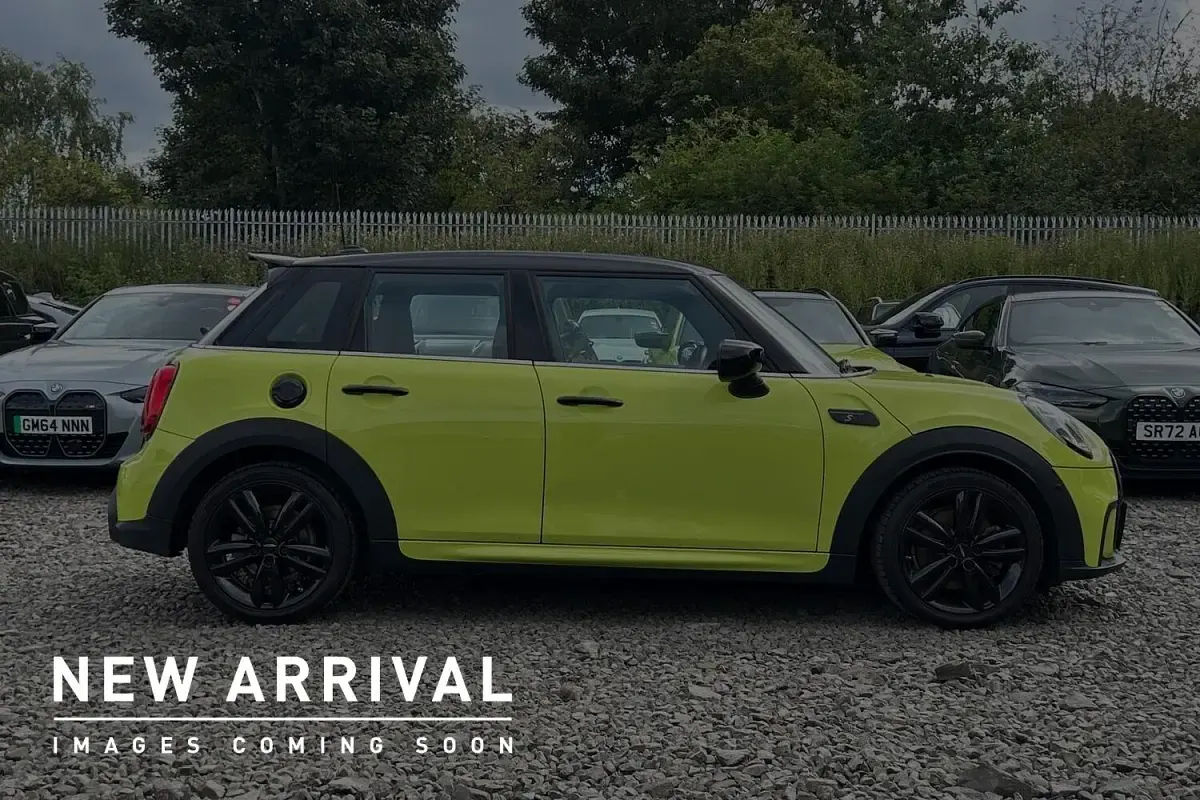 Used Mini Cooper S Hatch 176 HP (129 kW) 2023 Yellow Hatchback