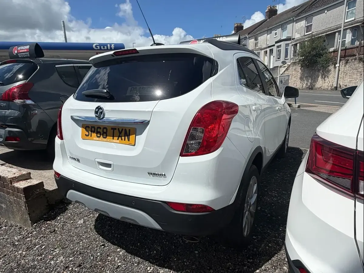 Used Vauxhall Mokka X Elite 140 HP (102 kW) 2018 White SUV