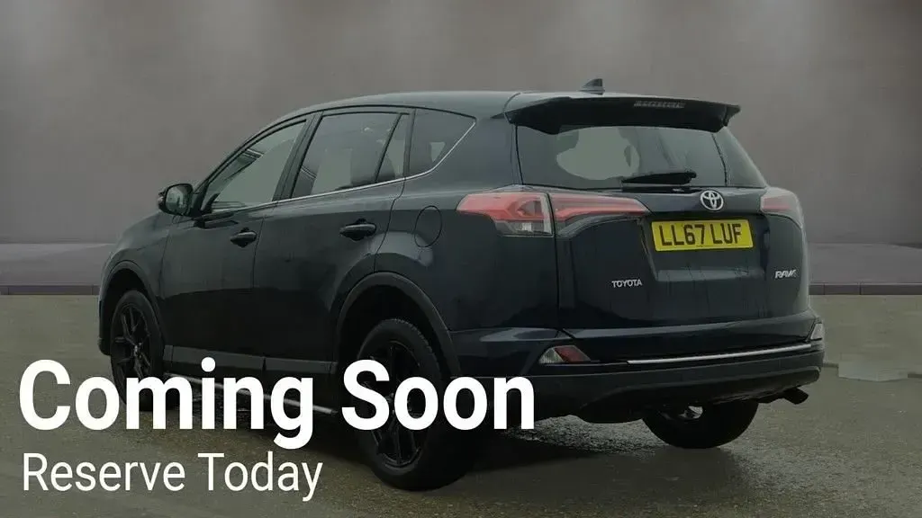 Used Toyota RAV4 143 HP (105 kW) 2017 Blue SUV