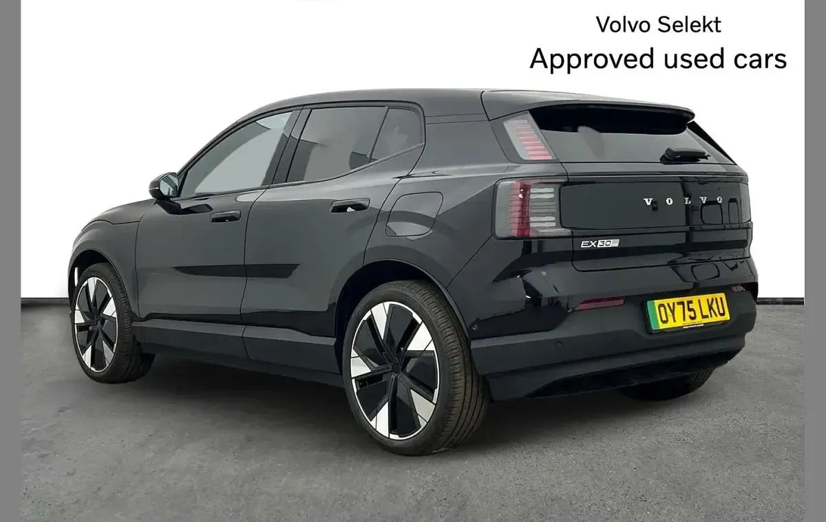 Used Volvo EX30 Ultra 200 kW (272 HP) 2025 Black SUV