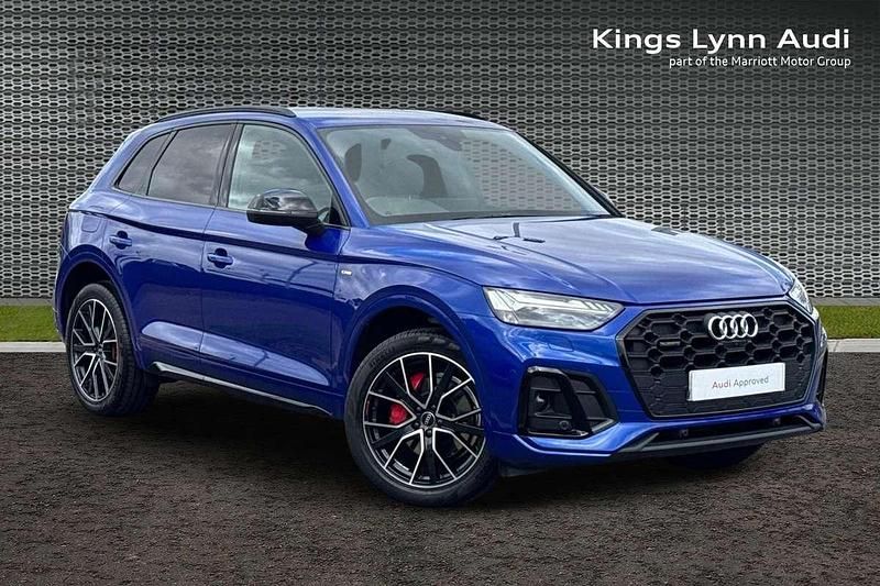 Blue Used 2022 Audi Q5 Comfort SUV | £37,000 (Fair price) - Image 1/4
