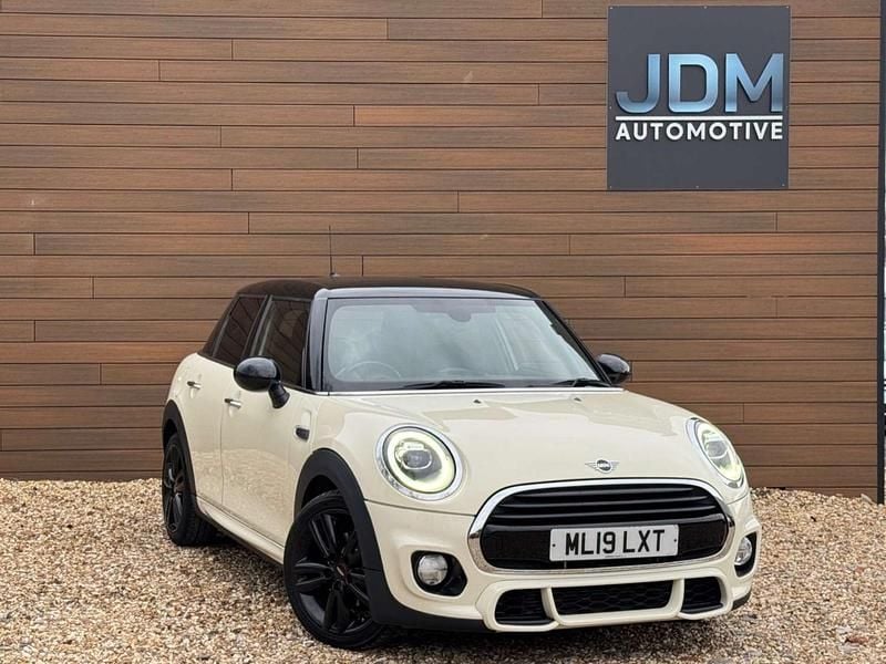 Used Mini Cooper Hatch 2019 White Hatchback
