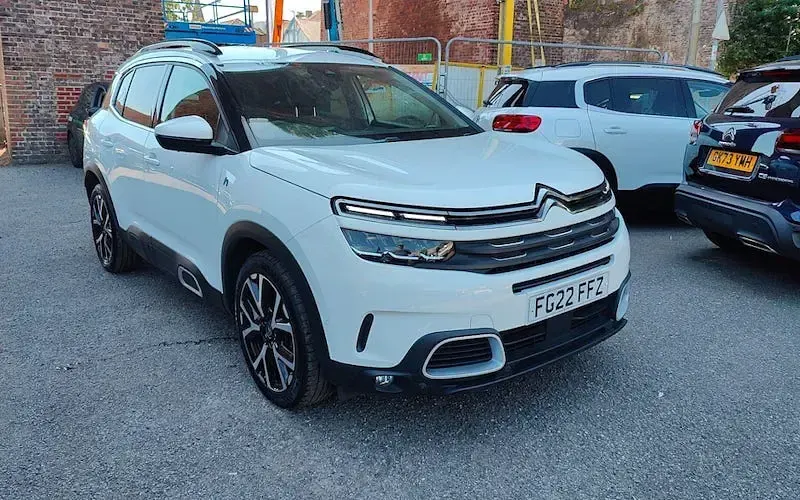 Used Citroën C5 Aircross Shine 226 HP (166 kW) 2022 SUV