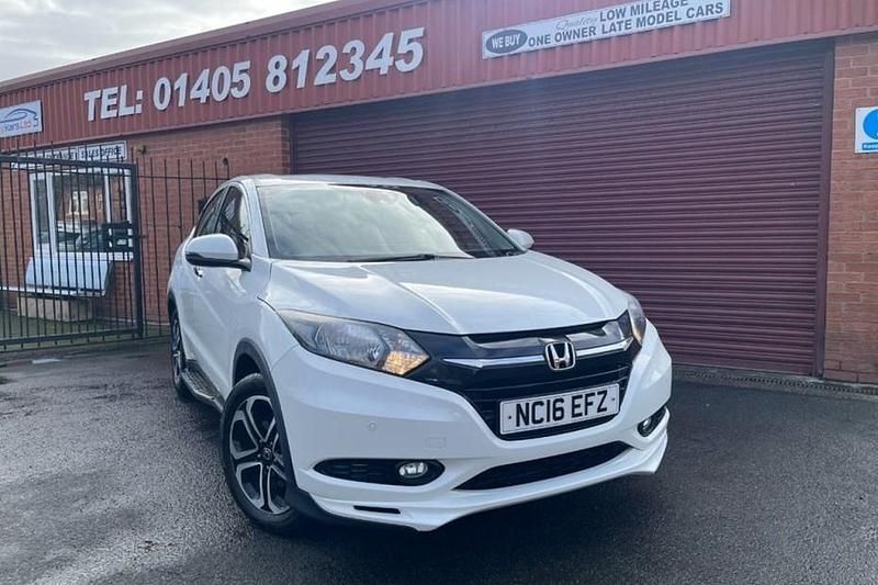 Used Honda HR-V SE 120 HP (88 kW) 2016 White SUV