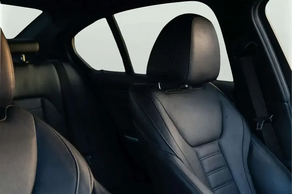 Usado BMW 330 M Sport 292 CV (214 kW) 2020 Azul Berlina