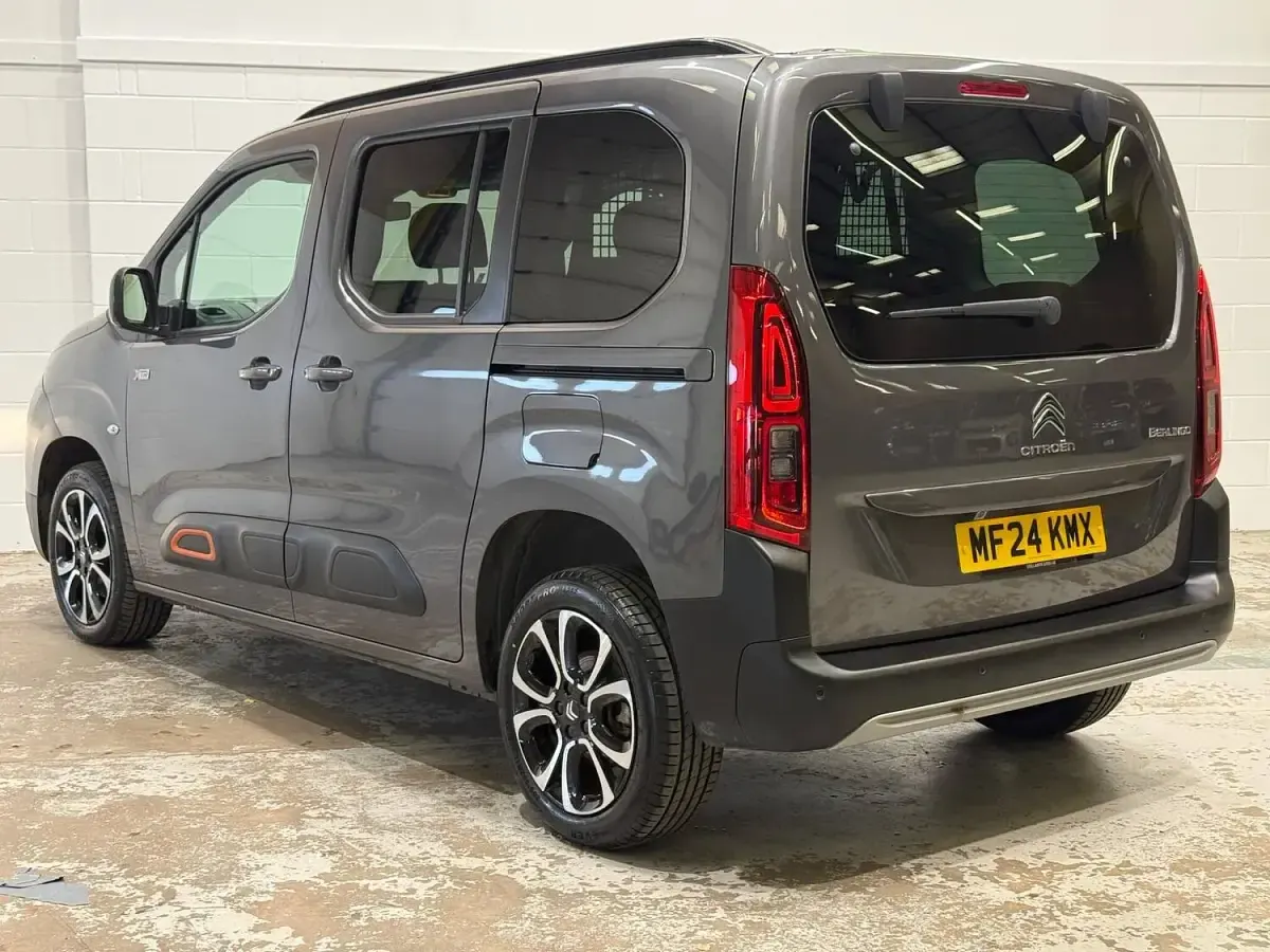 Used Citroën Berlingo XTR 130 HP (95 kW) 2024 Grey MPV