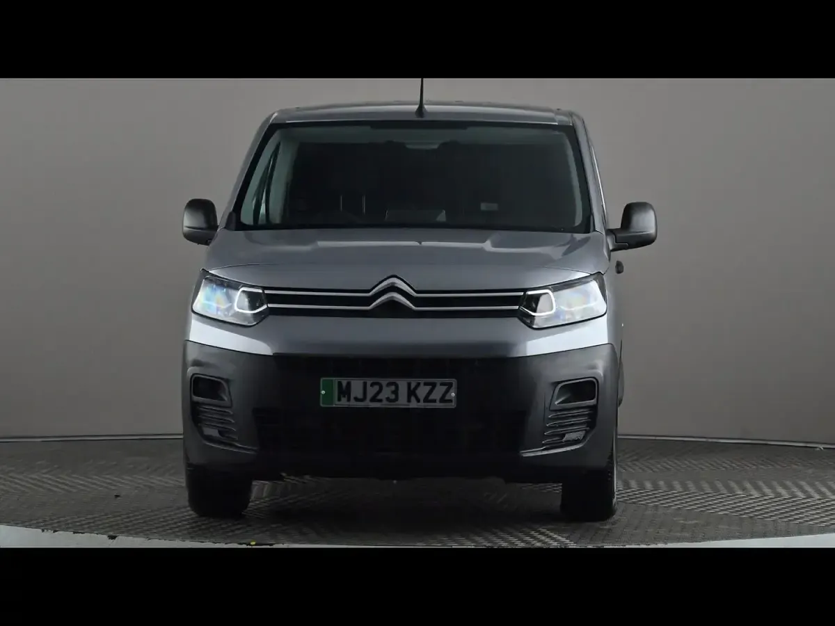 Used Citroën e-Berlingo 100 kW (136 HP) 2023 Grey MPV