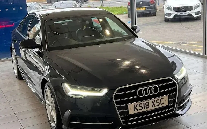 Usado Audi A6 S-Line 190 HP (139 kW) 2018 Sedan
