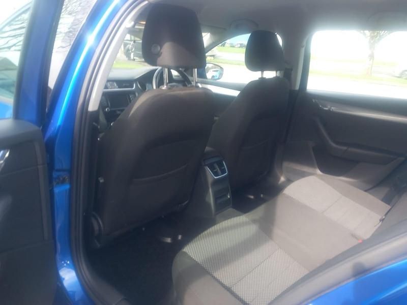 Used Skoda Octavia SE 110 HP (80 kW) 2016 Blue Hatchback