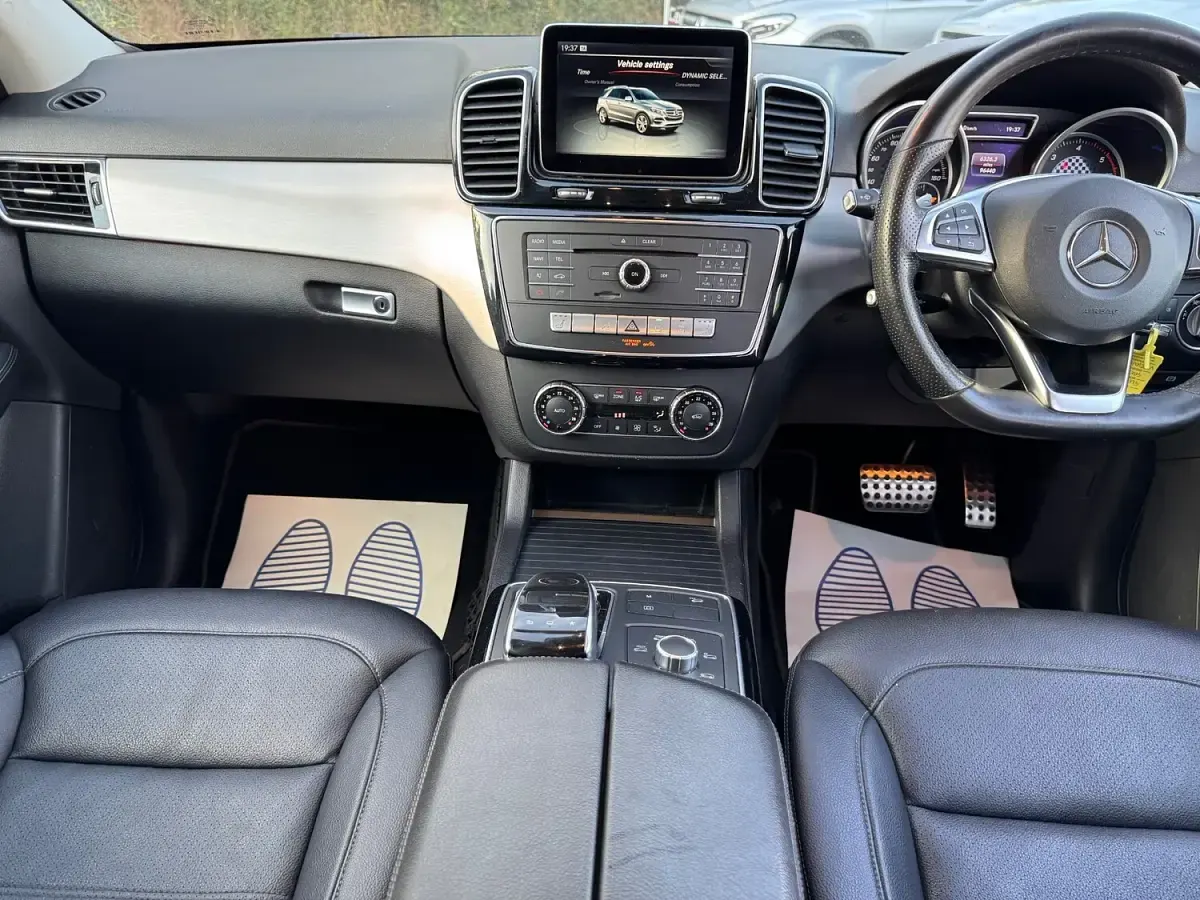 Used Mercedes GLE250 AMG line 204 HP (150 kW) 2015 Silver SUV