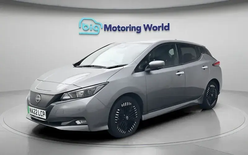 Used Nissan Leaf N-Connecta 110 kW (150 HP) 2025 Hatchback