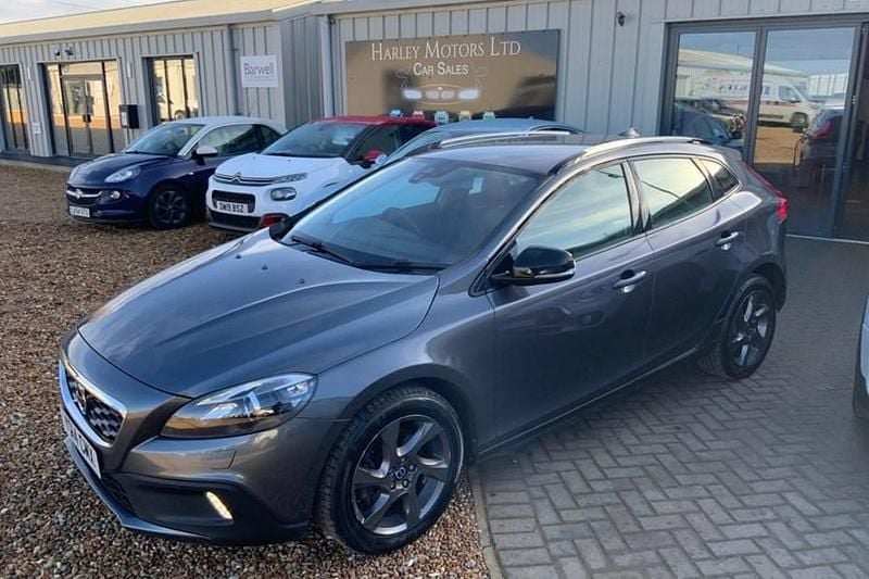 Used 2014 Volvo V40 CC Estate | £5,250 (Good price) - Image 1/1