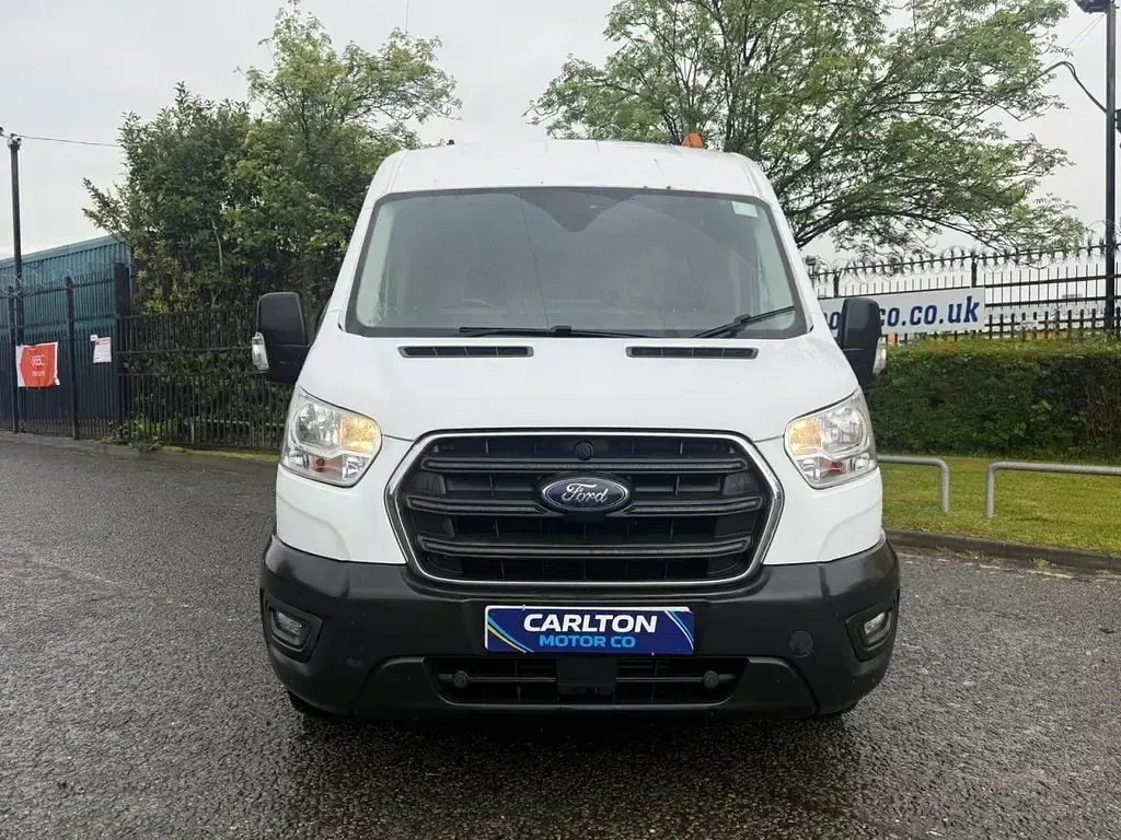 Usado Ford Transit Trend 2022 Branco Van