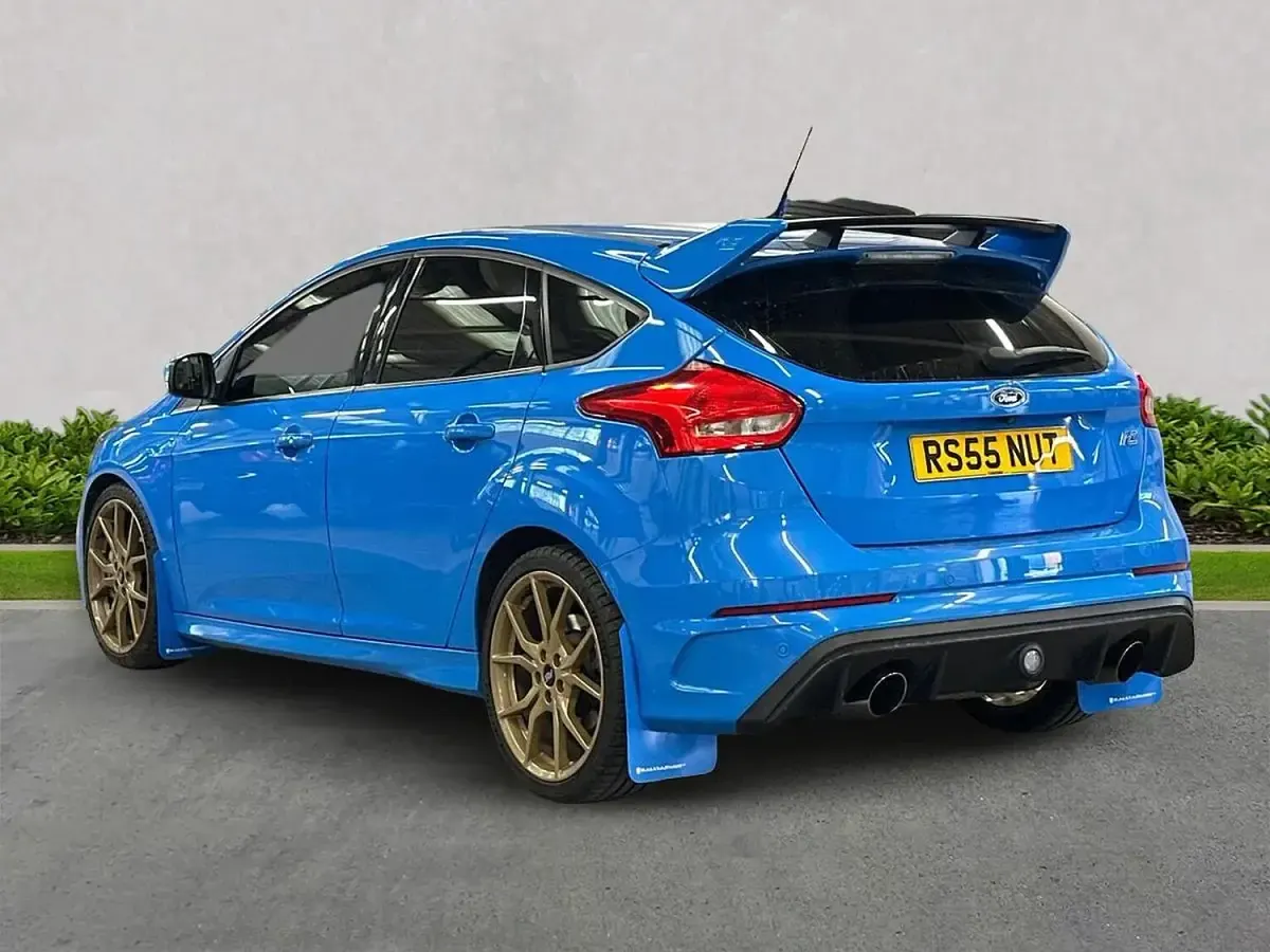 Used Ford Focus RS 350 HP (257 kW) 2016 Black Hatchback