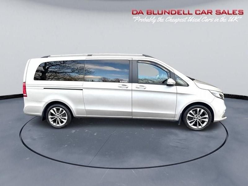 Used Mercedes V220 163 HP (119 kW) 2019 Silver MPV