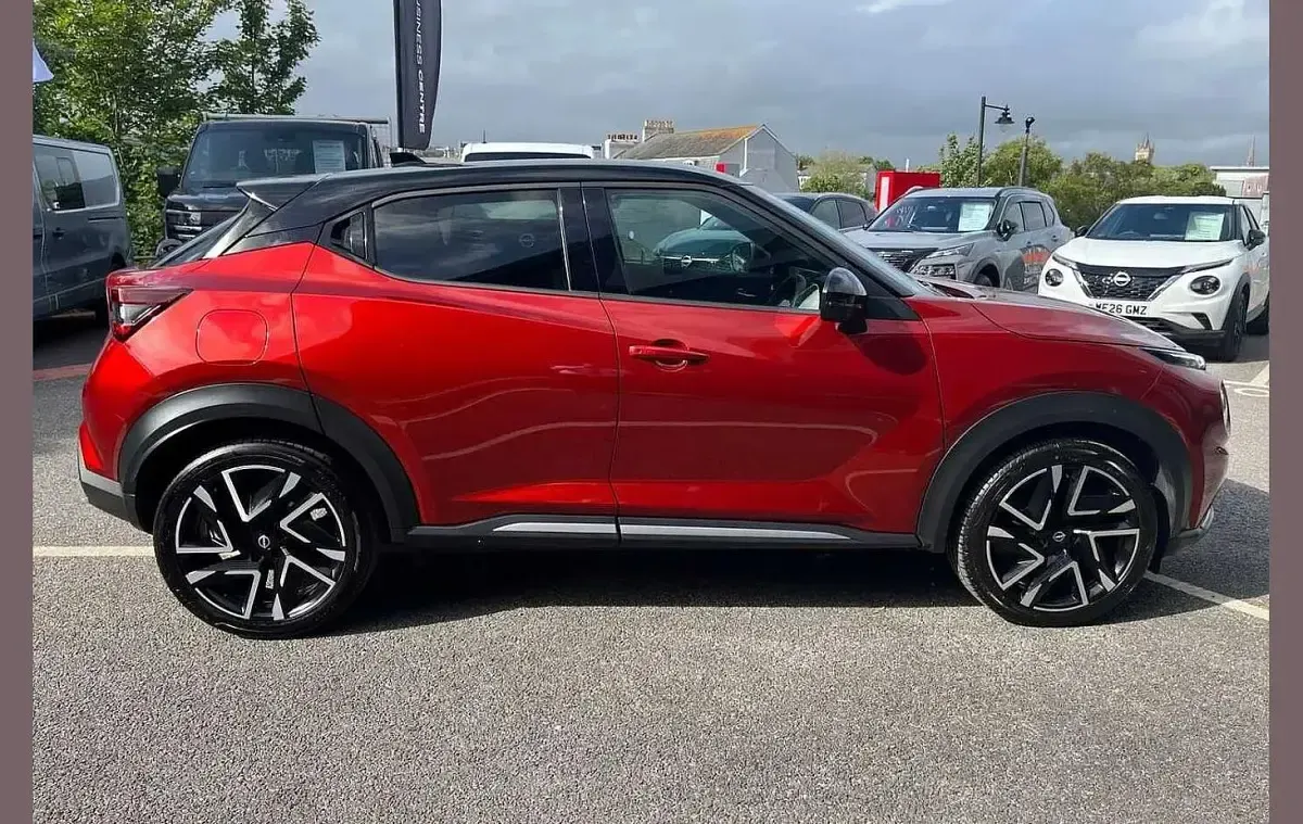Used Nissan Juke Tekna+ 114 HP (83 kW) 2025 Red SUV