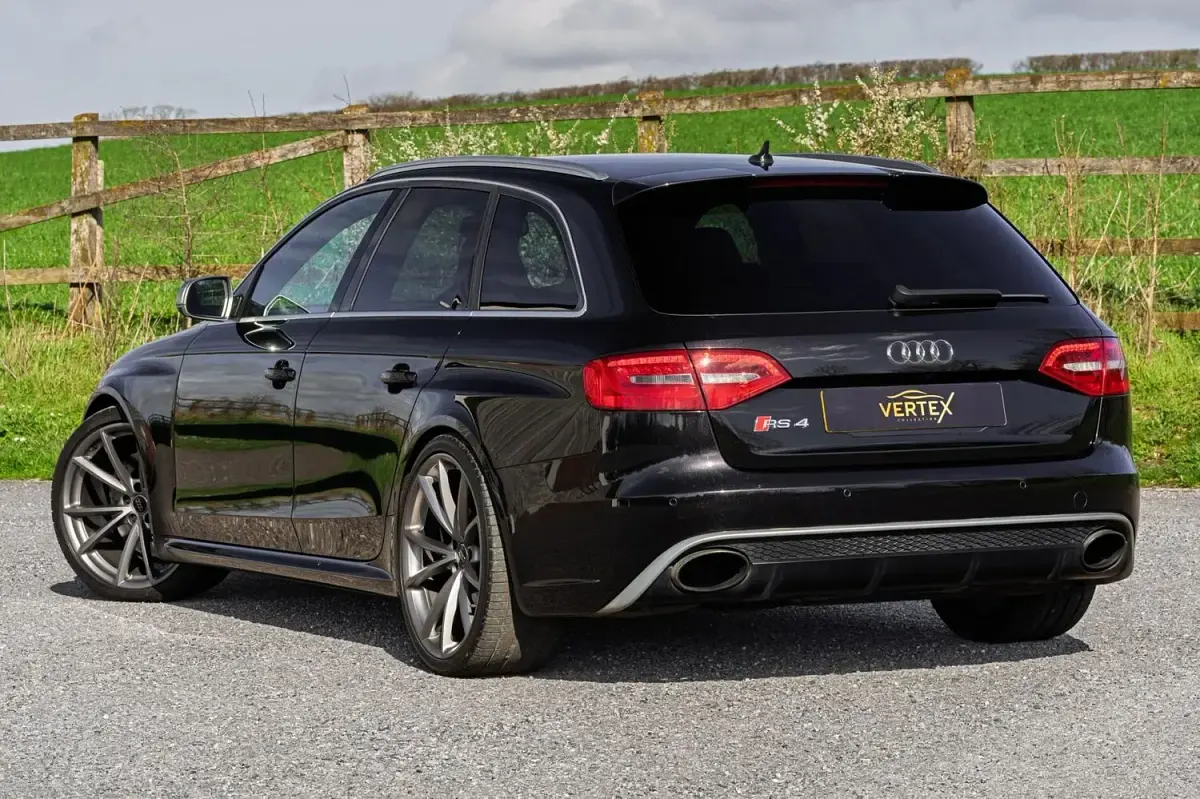 Used Audi RS4 Performance 450 HP (330 kW) 2014 Black Estate