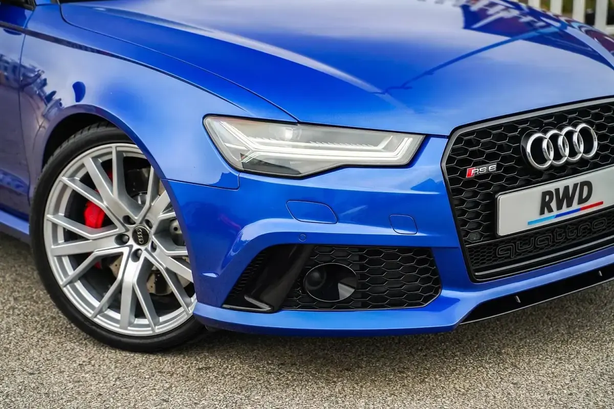 Used Audi RS6 Performance 2017 Blue Estate