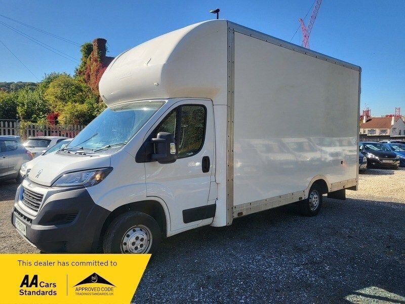White Used 2018 Peugeot Boxer Van | £9,990 - Image 1/1