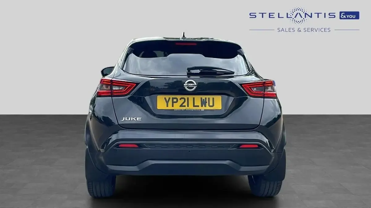 Used Nissan Juke S 112 HP (82 kW) 2021 Black SUV