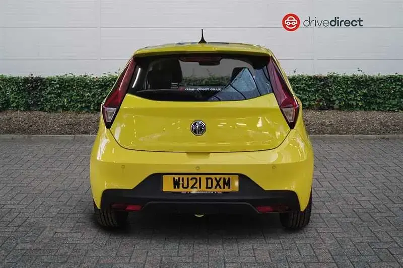 Used MG MG3 Exclusive 106 HP (77 kW) 2021 Yellow Hatchback
