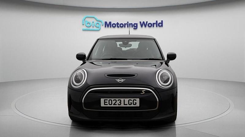 Used Mini Cooper SE Hatch 135 kW (184 HP) 2023 Hatchback