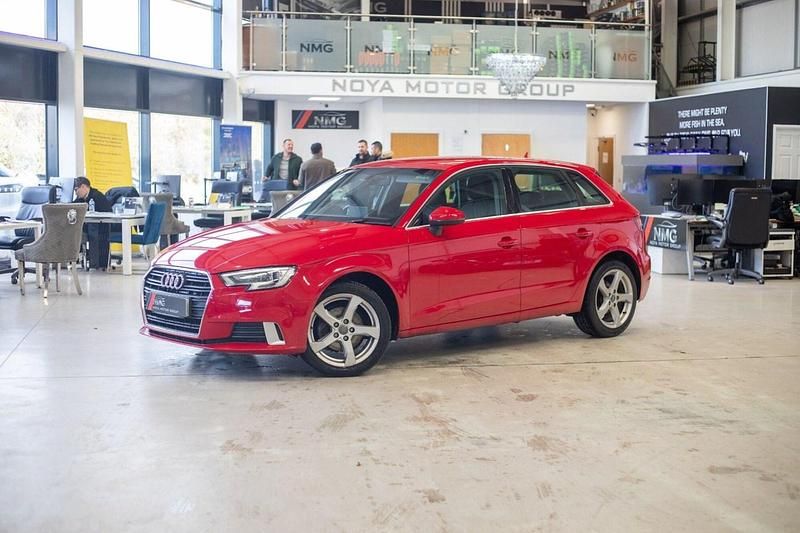 Used Audi A3 Sportback Sport 110 HP (80 kW) 2017 Red Hatchback