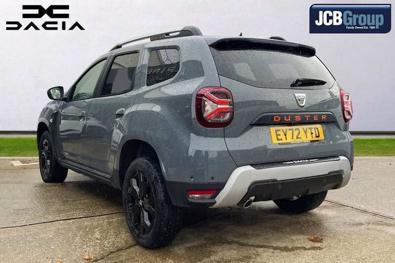 Used Dacia Duster Extreme 91 HP (66 kW) 2022 Grey SUV