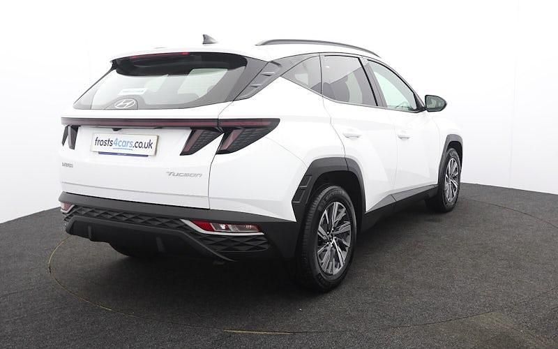 Used Hyundai Tucson SE 150 HP (110 kW) 2022 White SUV