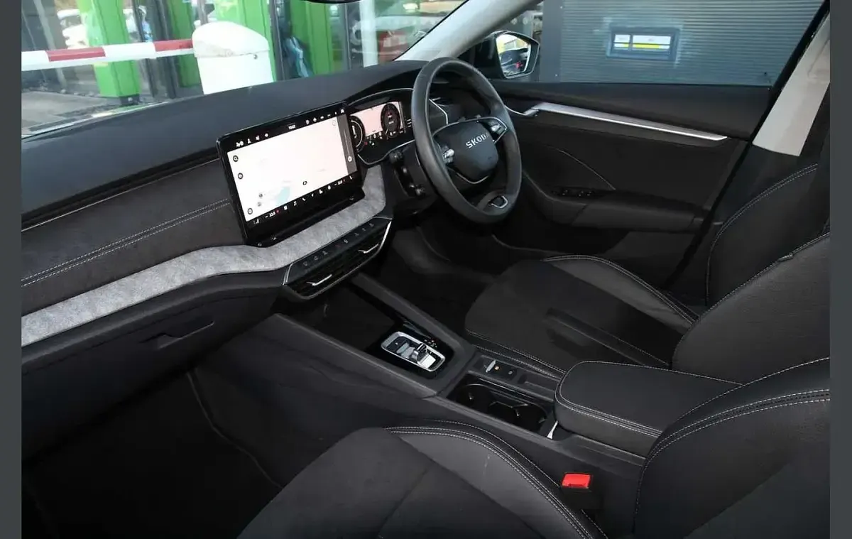 Gebraucht Skoda Octavia SE L 147 PS (108 kW) 2025 Schwarz Kombi