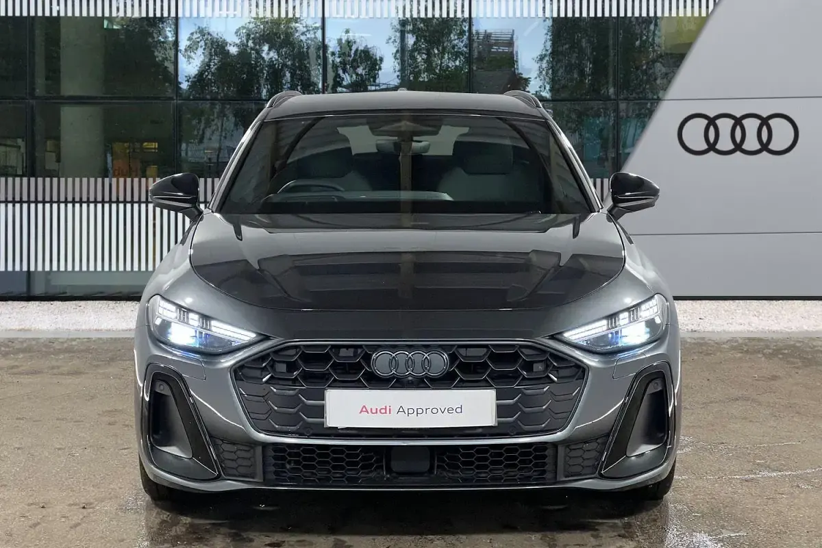 Used Audi A5 Comfort 204 HP (150 kW) 2025 Grey Estate