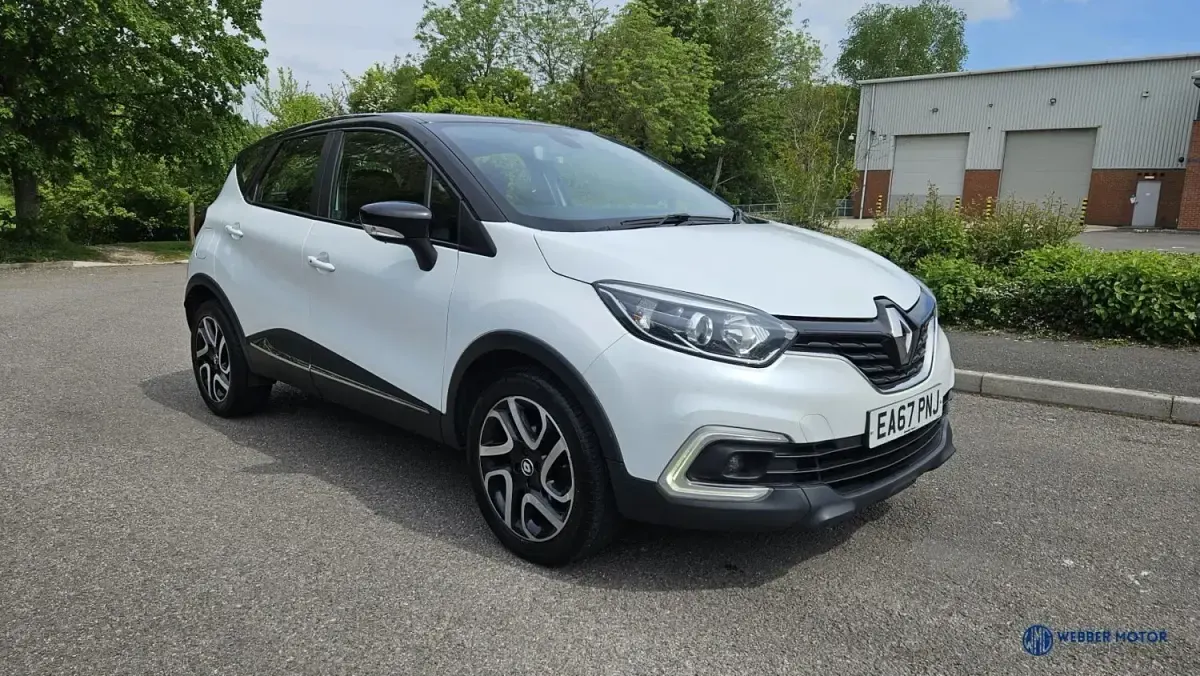 Second-hand Renault Captur Dynamique 90 CP (66 kW) 2017 Alb SUV
