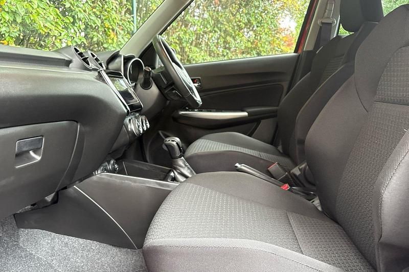 Used Suzuki Swift SZ5 83 HP (61 kW) 2023 Red Hatchback