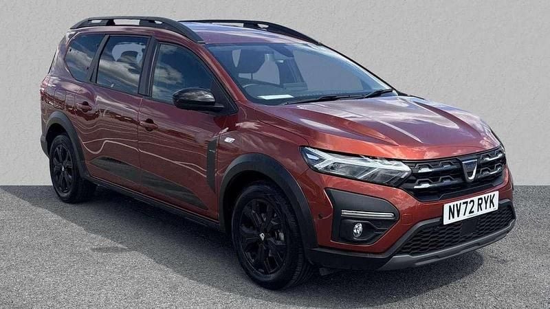Brown Used 2023 Dacia Jogger Extreme MPV | £15,070 (Fair price) - Image 1/3