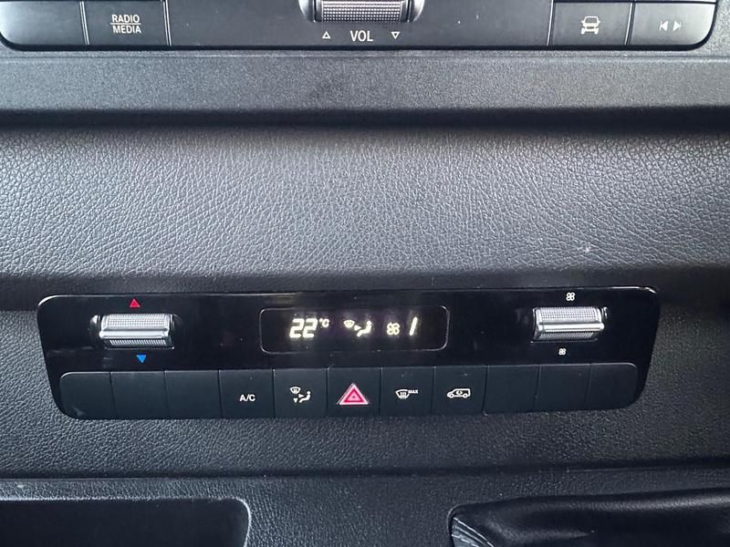 Used Mercedes Sprinter 141 HP (103 kW) 2019 Grey Van