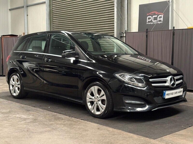 Black Used 2015 Mercedes B200 MPV | £9,490 (Fair price) - Image 1/4