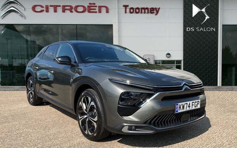 Used 2025 Citroën C5 X PureTech Estate | £21,790 (Fair price) - Image 1/4
