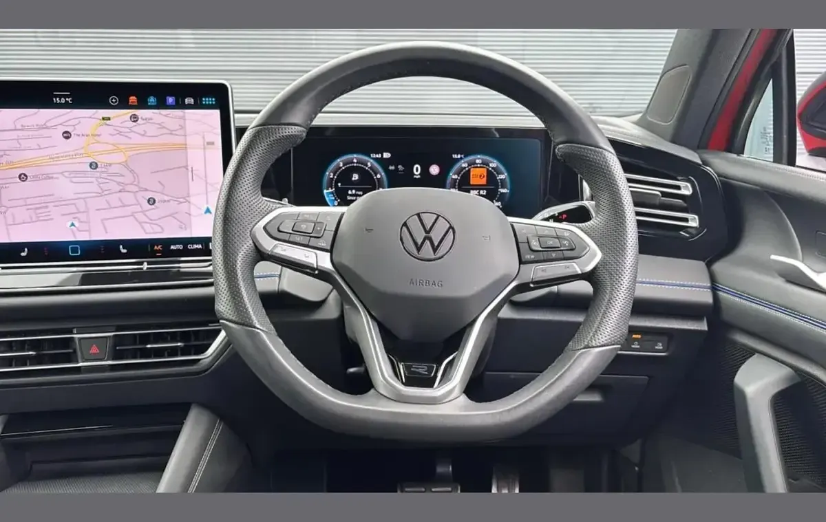 Used VW Tiguan R-line 147 HP (108 kW) 2025 Red SUV