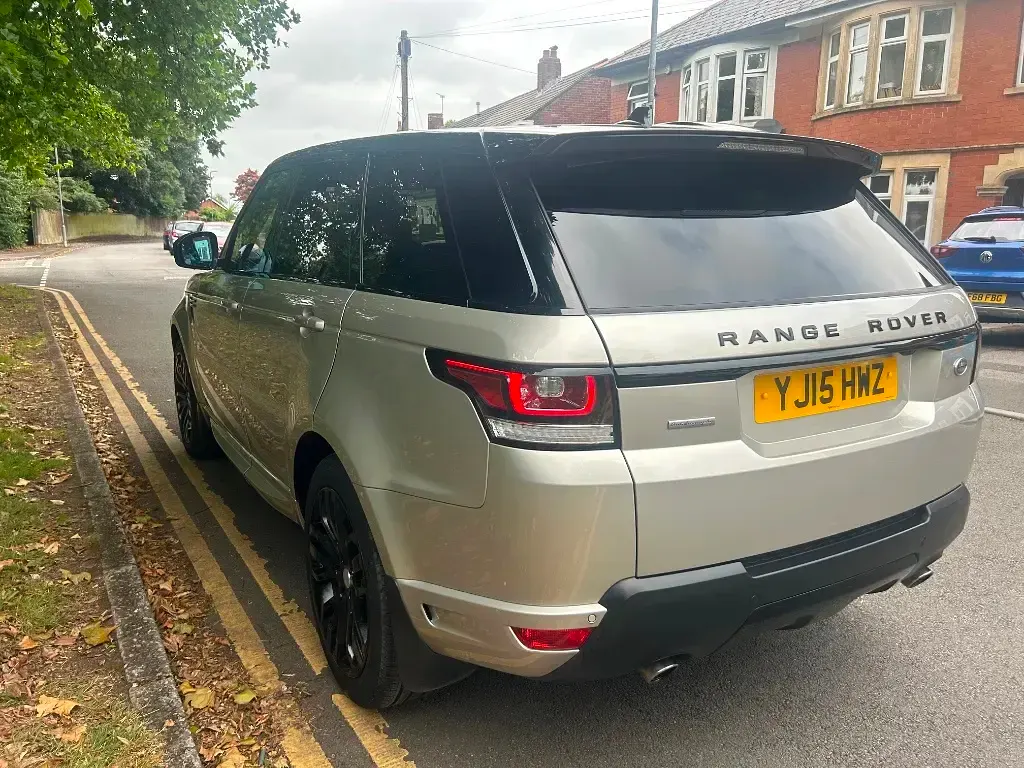 Used Land Rover Range Rover Sport Autobiography Dynamic 306 HP (225 kW) 2015 Gold SUV