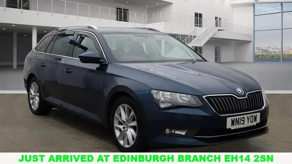 Used Skoda Superb SE Technology 150 HP (110 kW) 2019 Estate