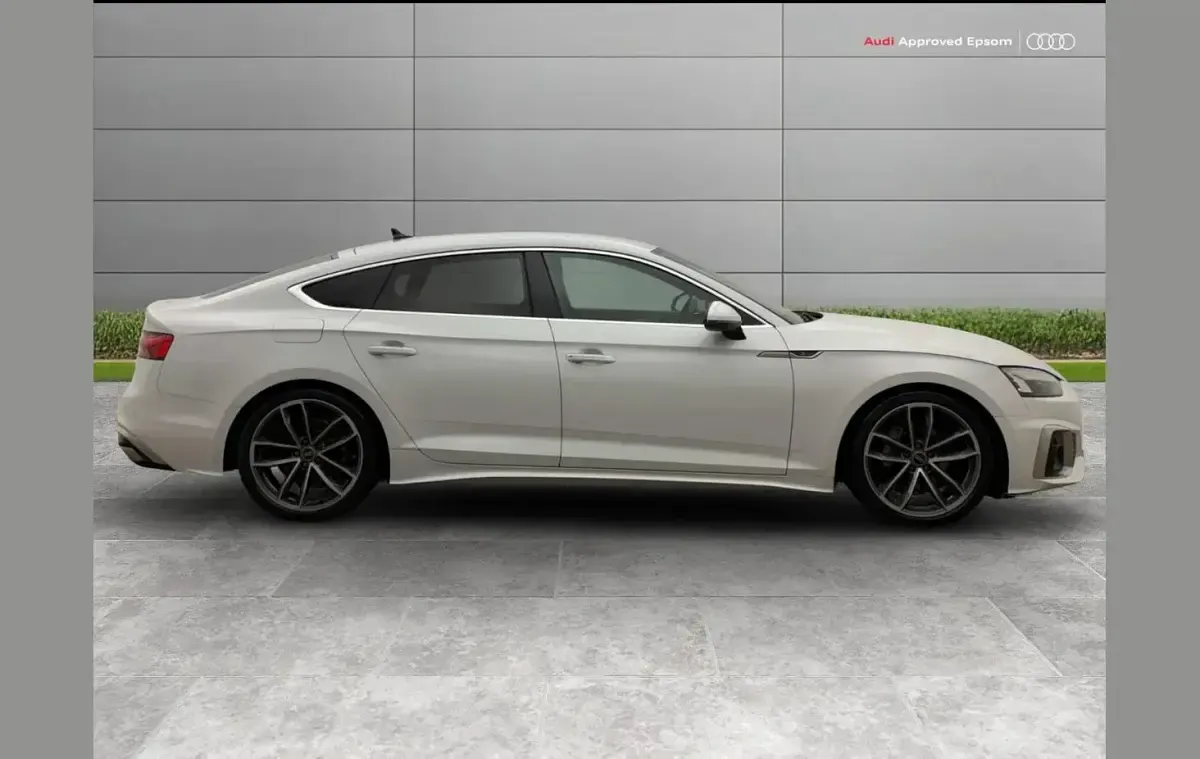 Used Audi A5 S-Line 200 HP (147 kW) 2023 White Coupe