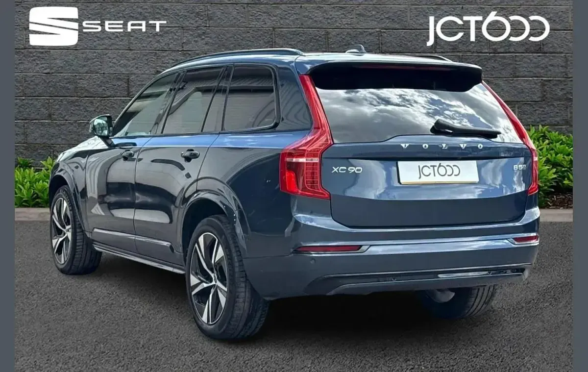 Used Volvo XC90 Plus 235 HP (172 kW) 2022 Blue SUV