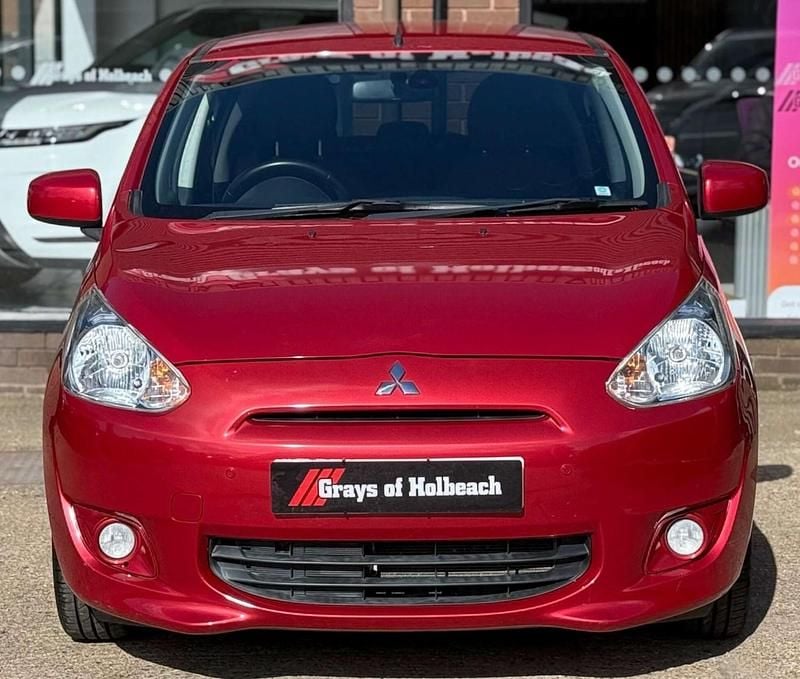 Used Mitsubishi Mirage 2015 Red Hatchback