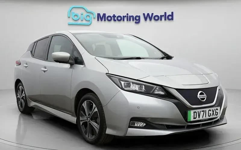 Used Nissan Leaf Tekna 110 kW (150 HP) 2021 Hatchback