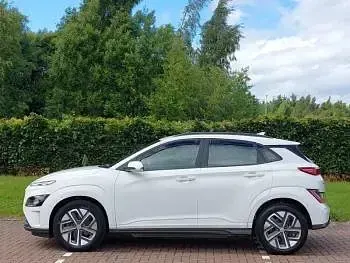Used Hyundai Kona SE 100 kW (136 HP) 2023 White SUV