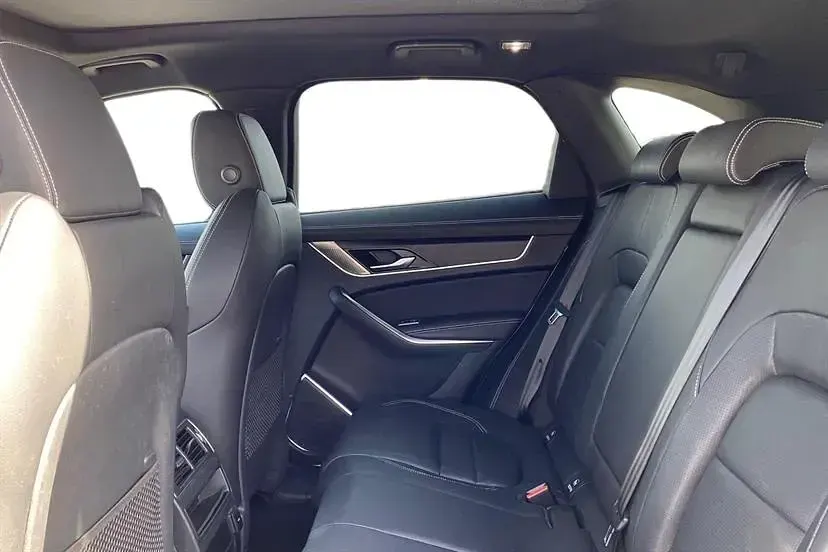Used Jaguar F-Pace R-Dynamic 204 HP (150 kW) 2023 White SUV